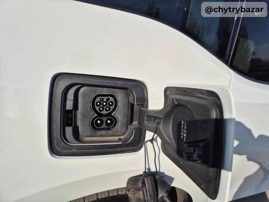 Predám  BMW i3 120 Ah