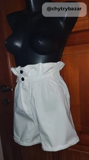 Predám biele riflové kraťasy s vysokým pásom veľ.M