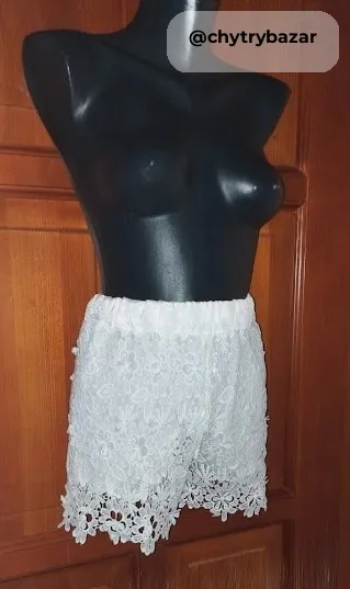 Predám elegantné kraťasy z madeiry veľ. M-L