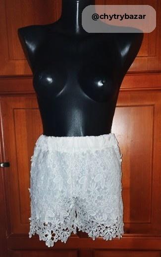 Predám elegantné kraťasy z madeiry veľ. M-L