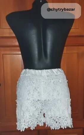 Predám elegantné kraťasy z madeiry veľ. M-L