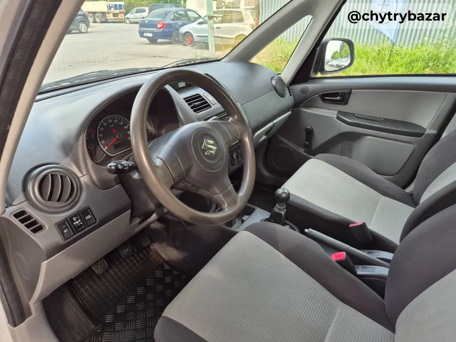 Predám   Suzuki SX4 1.5 GC Urban Line AC