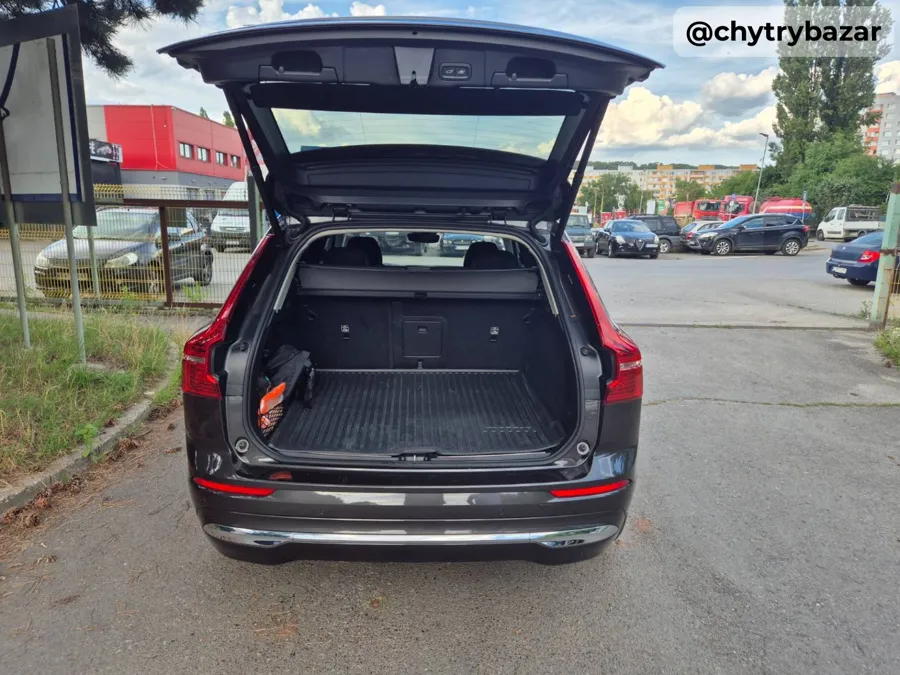 Volvo XC60 2.0 B5 mHEV Ultimate Black