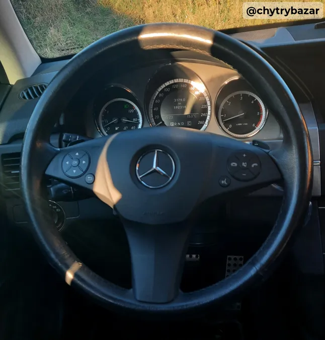 Predám  Mercedes-Benz GLK 320 CDI 4MATIC A/T
