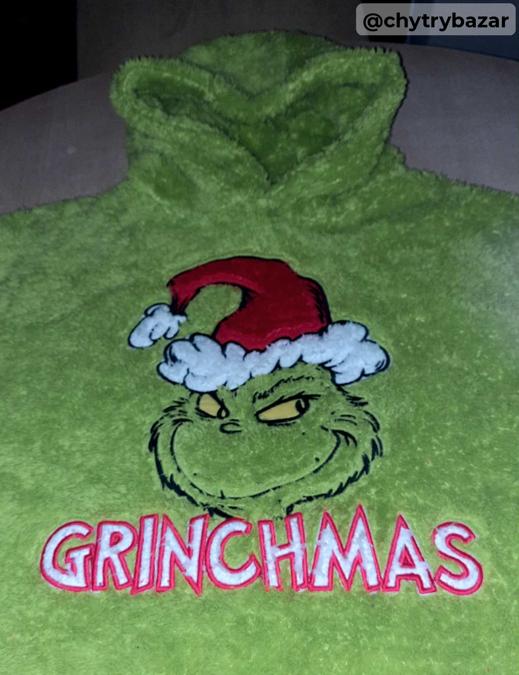 Predám huňatú mikinu GRINCHMAS s papučkami
