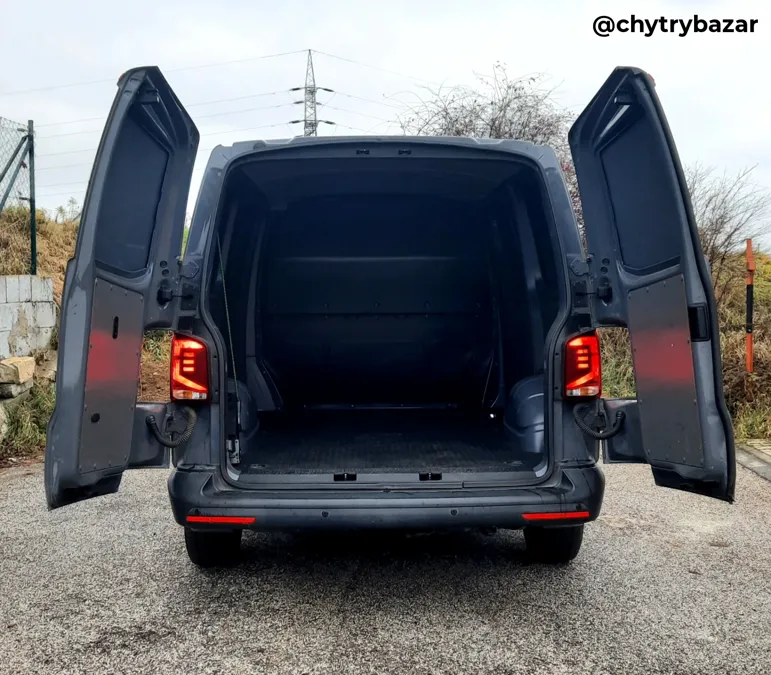 Predám  Volkswagen T6 Dodávka .1 2.0 TDI 150k KR
