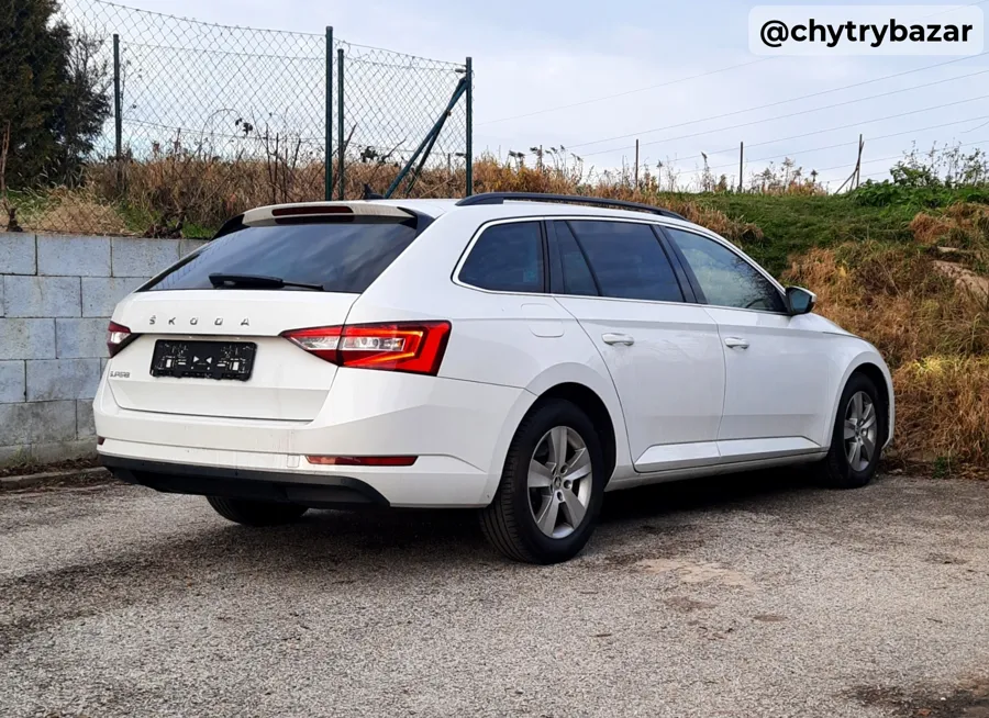 Predám  Škoda Superb Combi 2.0 TDI SCR Style DSG