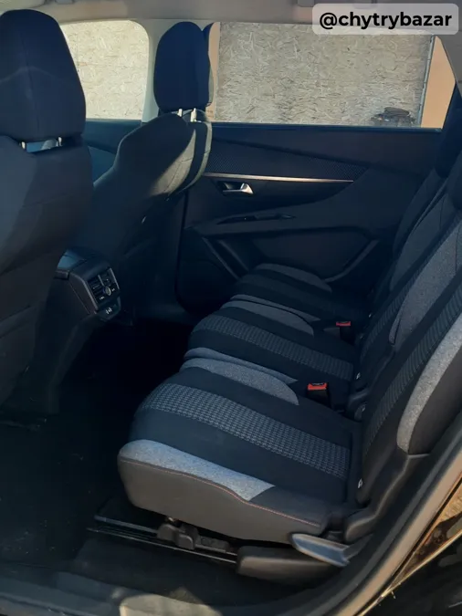 Peugeot 5008 1.5 BlueHDi 130k Active (7-miestne)