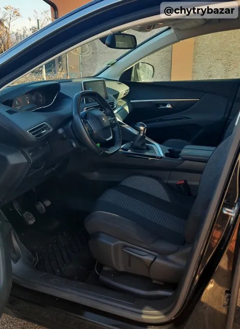 Peugeot 5008 1.5 BlueHDi 130k Active (7-miestne)
