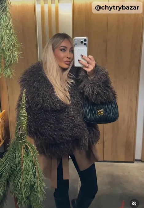 obojstranný exkluzívny kožušek veľ. S-XL
