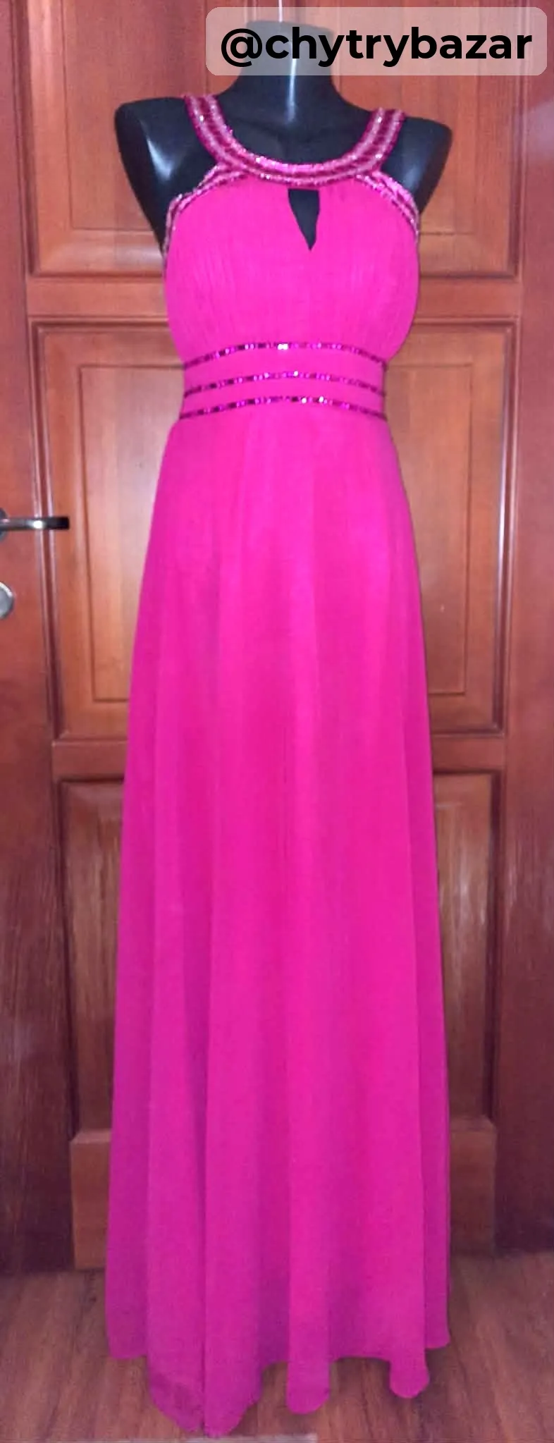 Predám spoločenské dlhé šaty veľ. XS-M