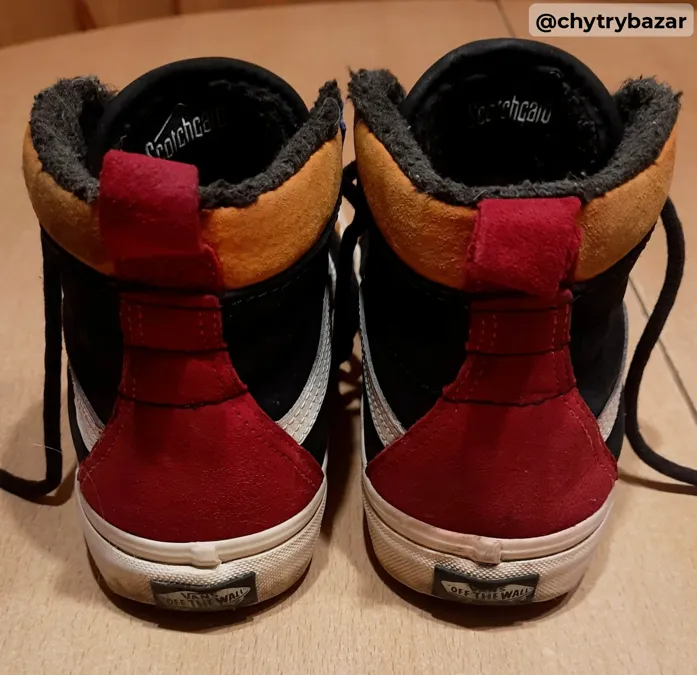Členkové botasky VANS  Of The Wall veľ.38,5  