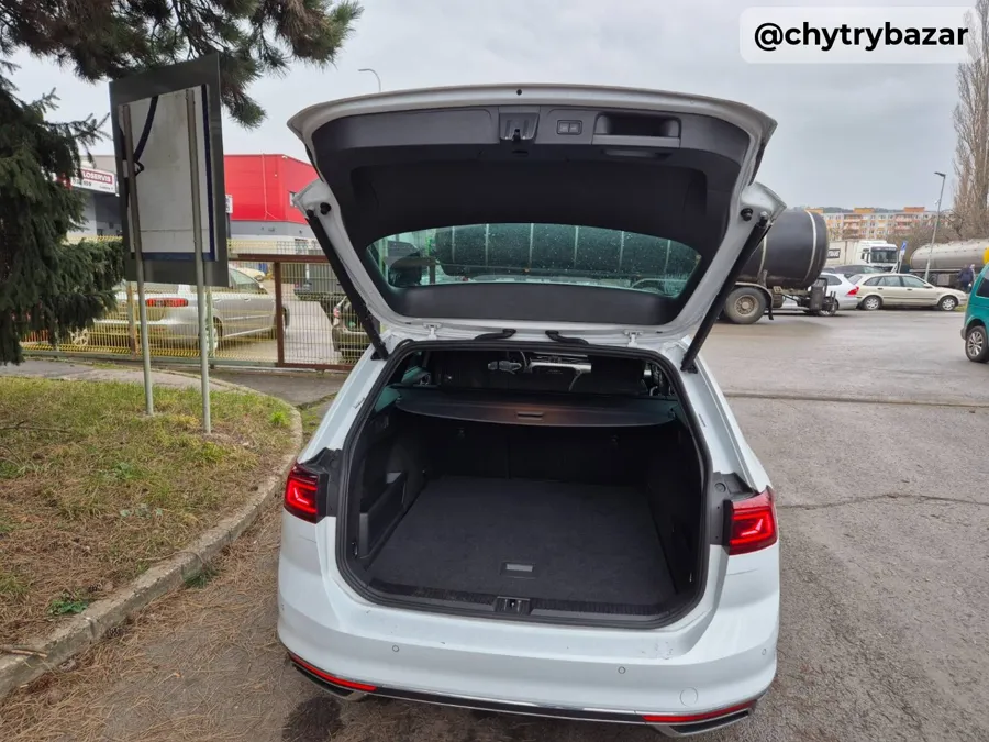VW Passat Variant 2.0 TDI EVO  (možný odpočet DPH)