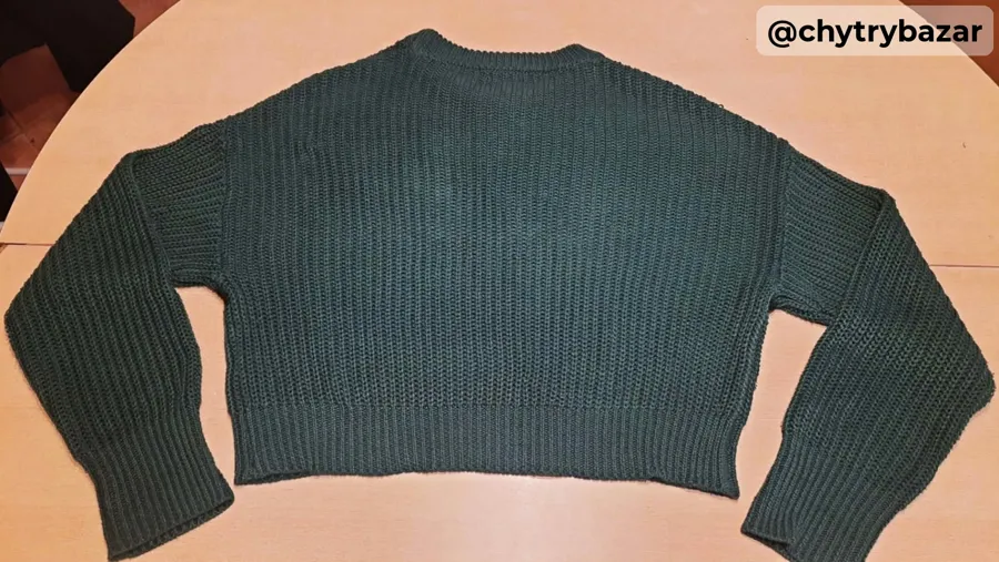 Predám svetrík Pull&Bear -  Crop top veľ.26 (S-M)