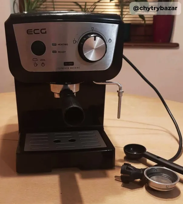 Predám pákový kávovar ECG - ESP20101 Espresso