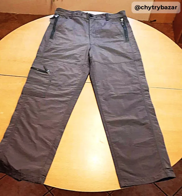 Predám športové nohavice veľ. M-L