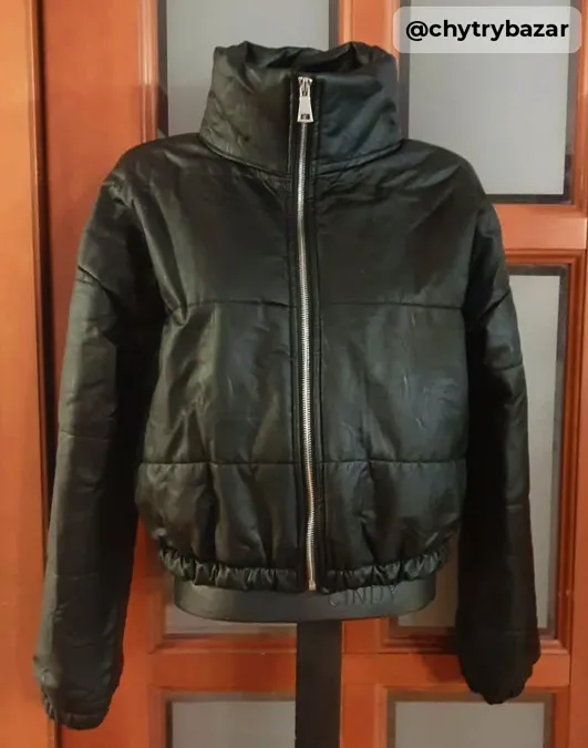 krátka koženková zateplená bundička veľ.S