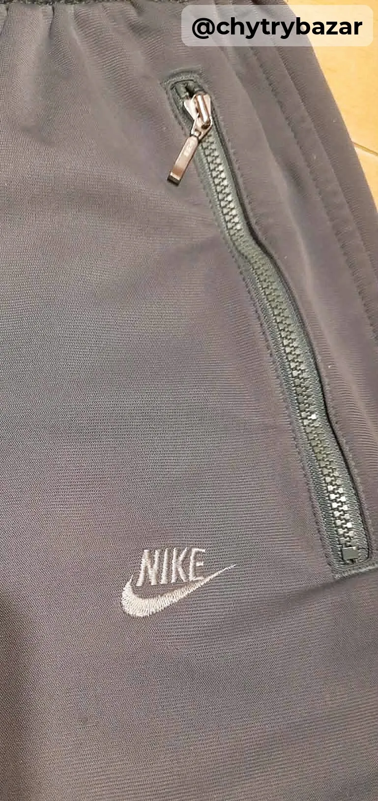 Predám športové nohavice NIKE veľ. M-L