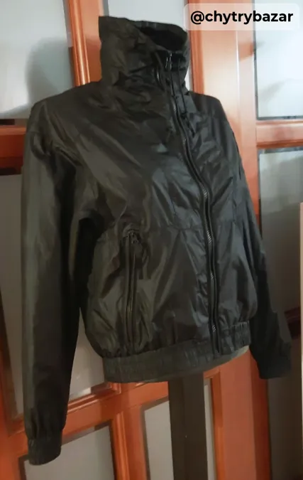 Predám prechodovú bundičku HELLY HANSEN veľ.XS-S
