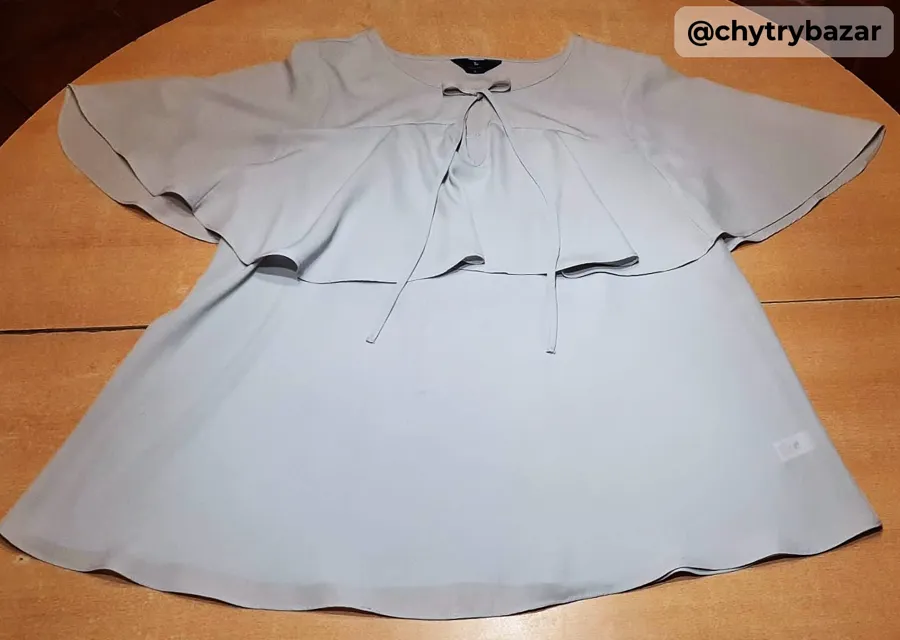 Predám elegantnú blúzku s volánom veľ.XL-XXL