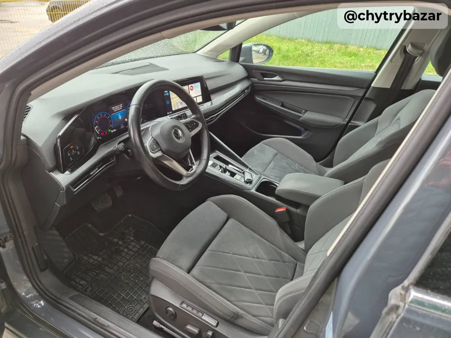 Predám  Volkswagen Golf 1.5 eTSI ACT Style DSG