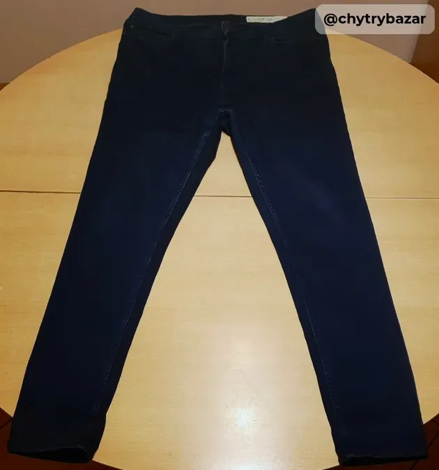 Predám dámske elastické rifle ESMARA veľ44 (XXL)