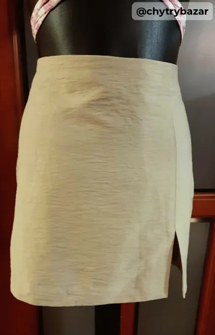 Predám elegantnú minisukňu H&M veľ. 40