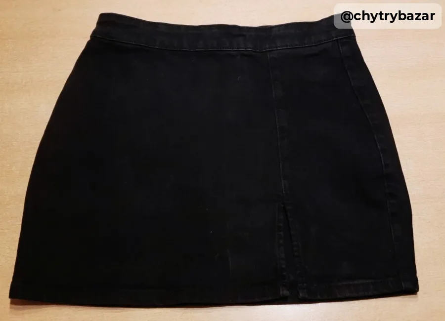 Predám riflovú minisukňu BERSHKA veľ.36(S)
