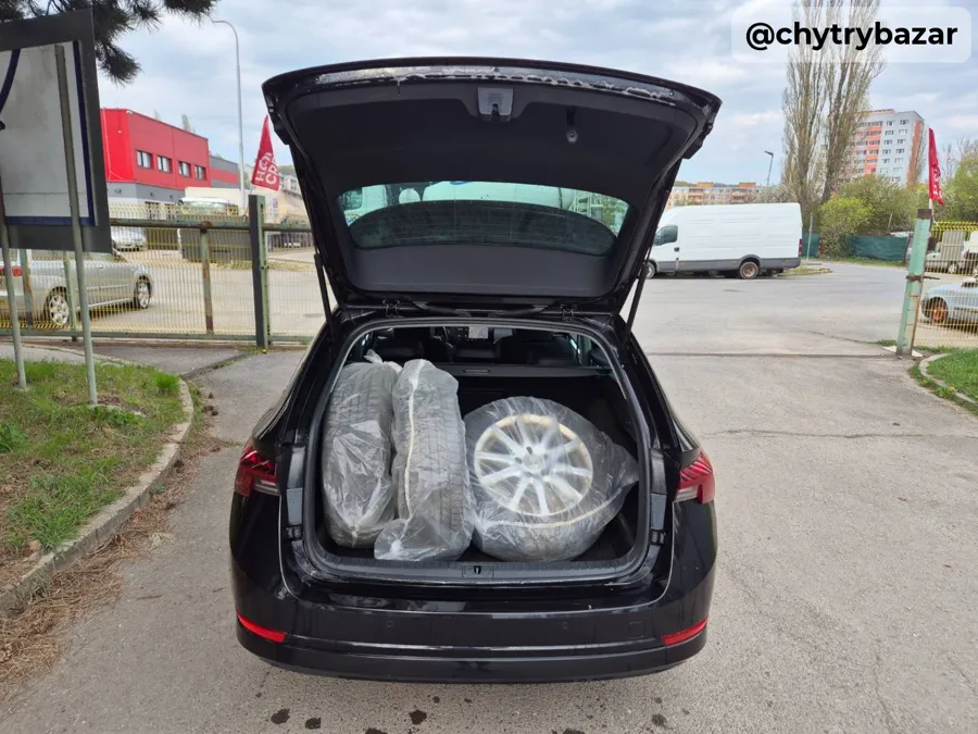 Škoda Octavia Combi 2.0 TDI SCR Style DSG