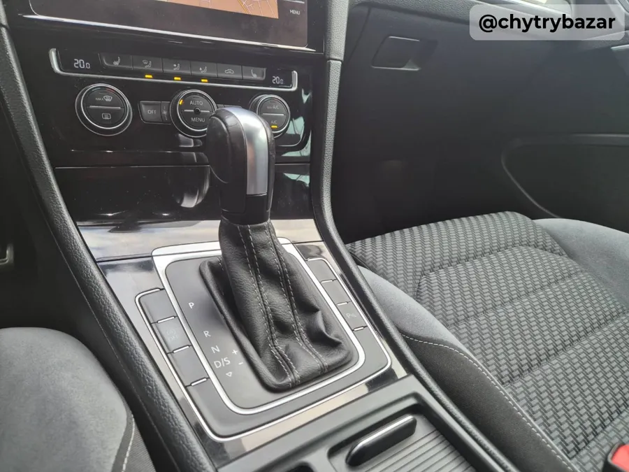 VW Golf Variant 1.5 TSI OPF R-Line Comfortline DSG