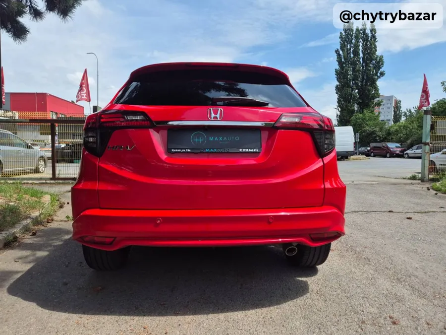 Predám  Honda HR-V 1.5 i-VTEC Elegance