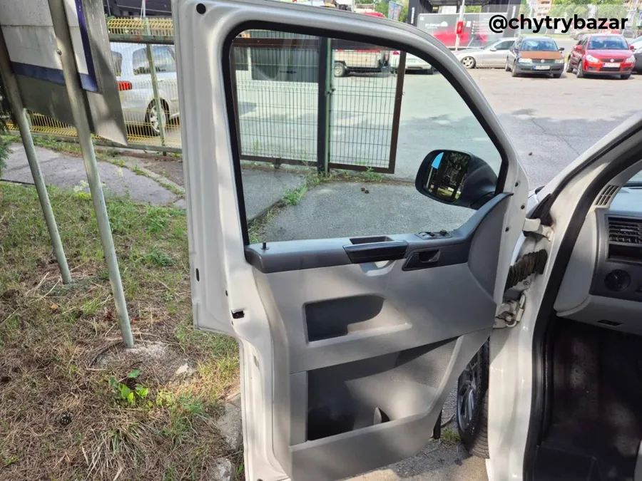 Predám  Volkswagen T5 Transporter