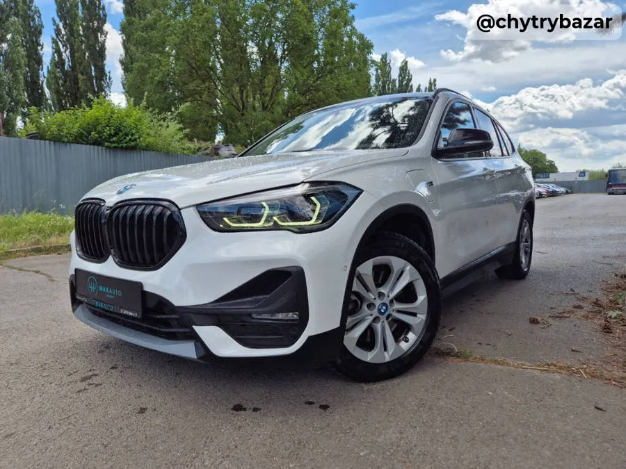 Predám  BMW X1 xDrive 25e A/T