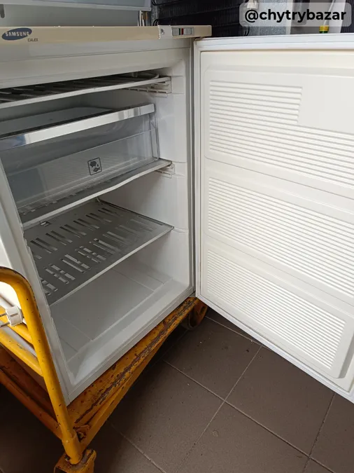 Predám 150 litrovu mrazničku volno stojacu