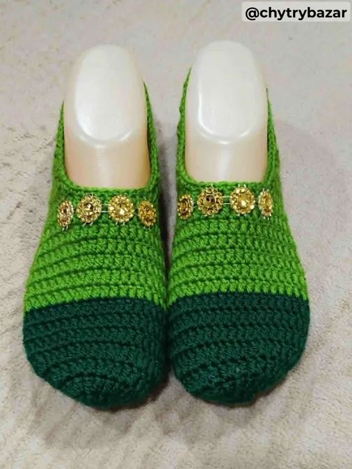 Háčkované papučky 80