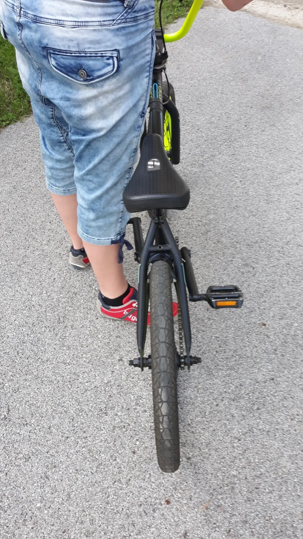 Freestylový bicykel + prilba
