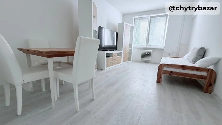 3-IZBOVÝ TEHLOVÝ BYT V ŠIRŠOM CENTRE BB