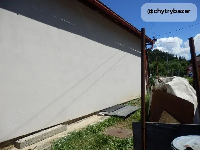 Rodinný dom v obci Poniky na rovinatom pozemku