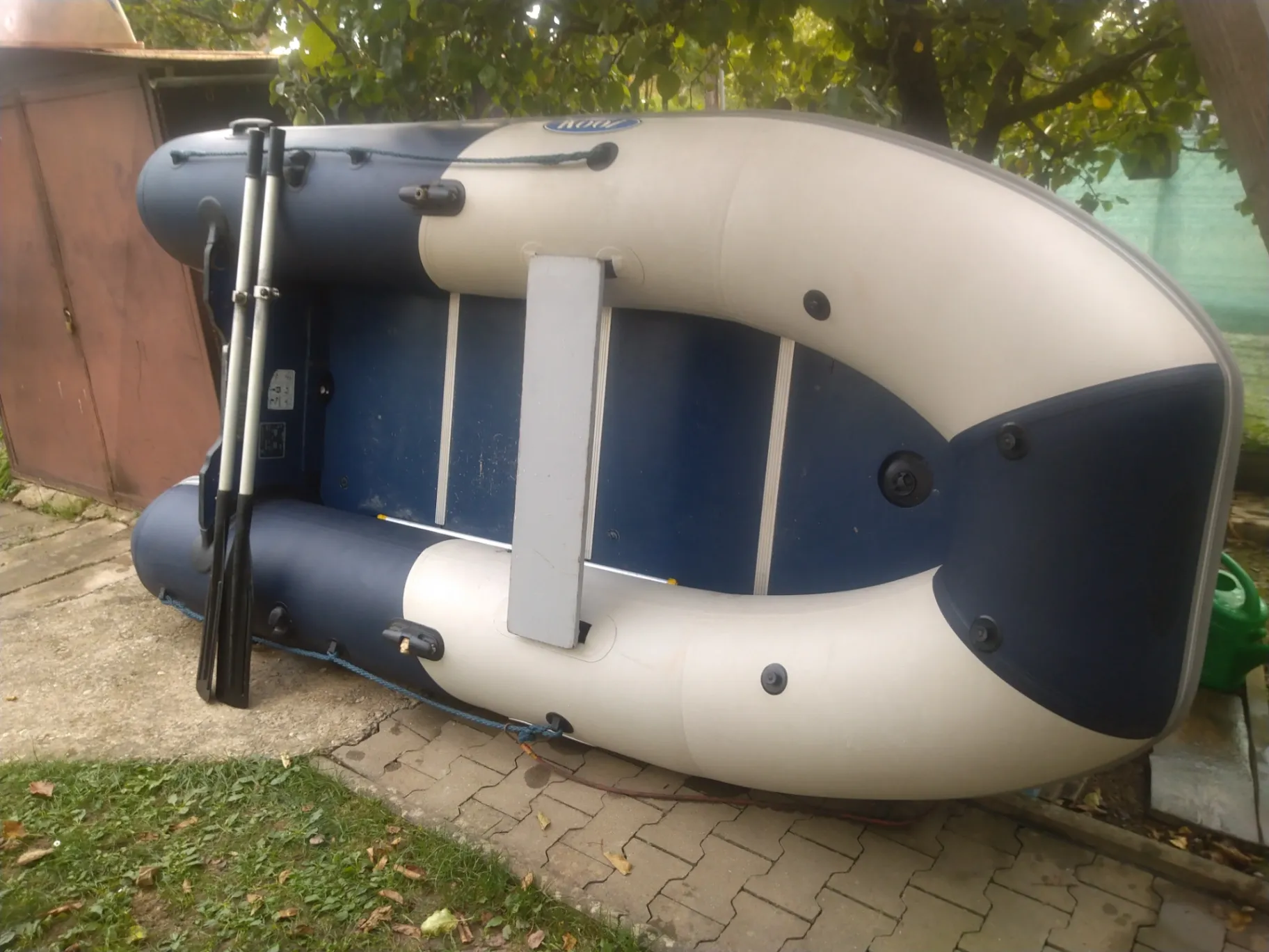 Čln zodiac zoom intenational 310 solid 