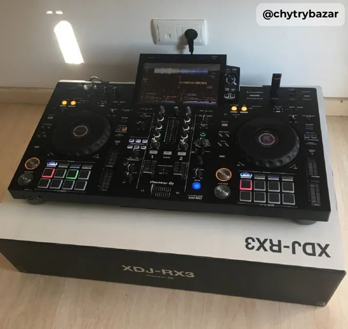 Pioneer DDJ-FLX10, DDJ-1000SRT,AlphaTheta DDJ-GRV6