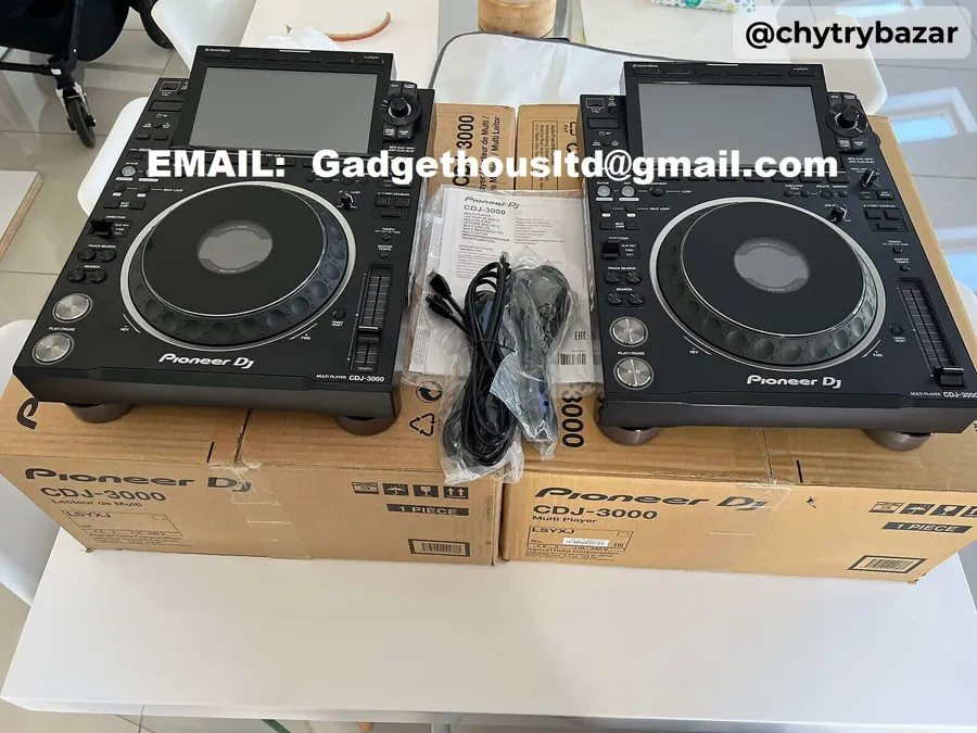 Pioneer CDJ-3000, Pioneer DJM-A9, Pioneer DJM-V10