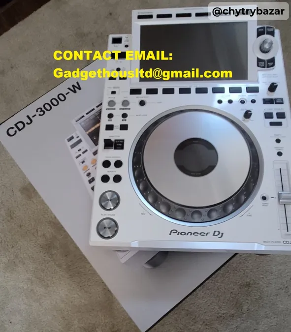 Pioneer CDJ-3000, Pioneer DJM-A9, Pioneer DJM-V10