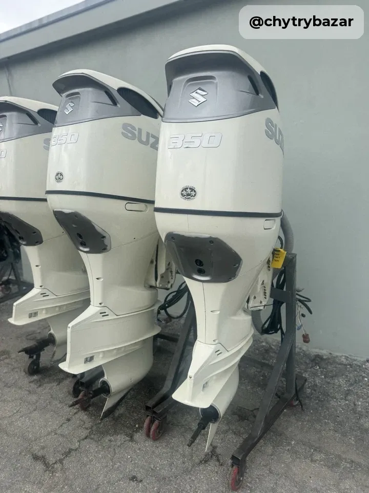 300 HP SUZUKI FOUR STROKE OUTBOARD 