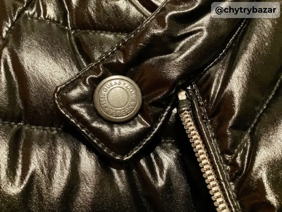 Znackova Guess bunda