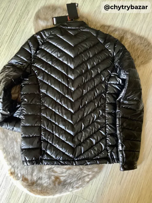 Znackova Guess bunda