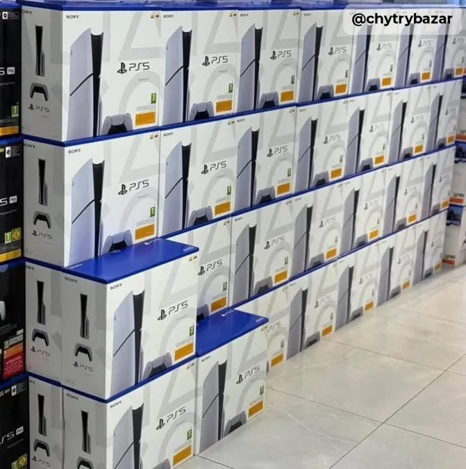Sony PlayStation PS5 Pro, PS5 Slim