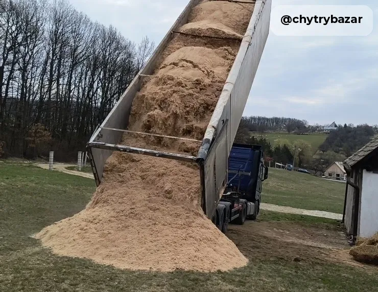 Briketovacia a peletovacia zostava .