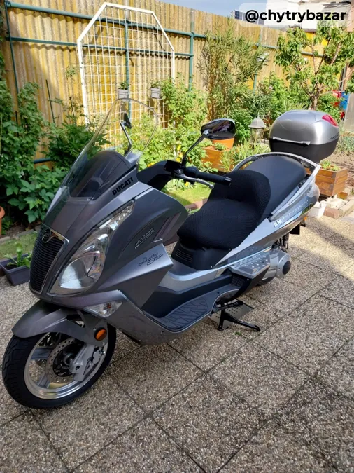 Predám maxi skúter CF MOTO JET MAX 250 ccm