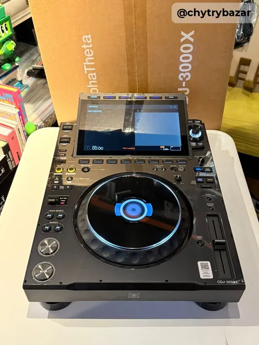 Pioneer CDJ-3000 i AlphaTheta CDJ-3000X Player